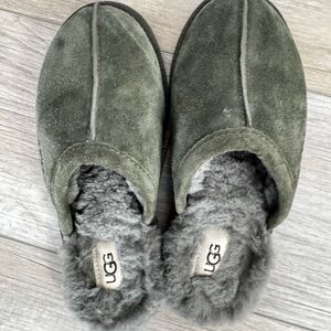 UGG Green Suede Shearling Lined Slippers Cozy Slip On Comfort Shoes